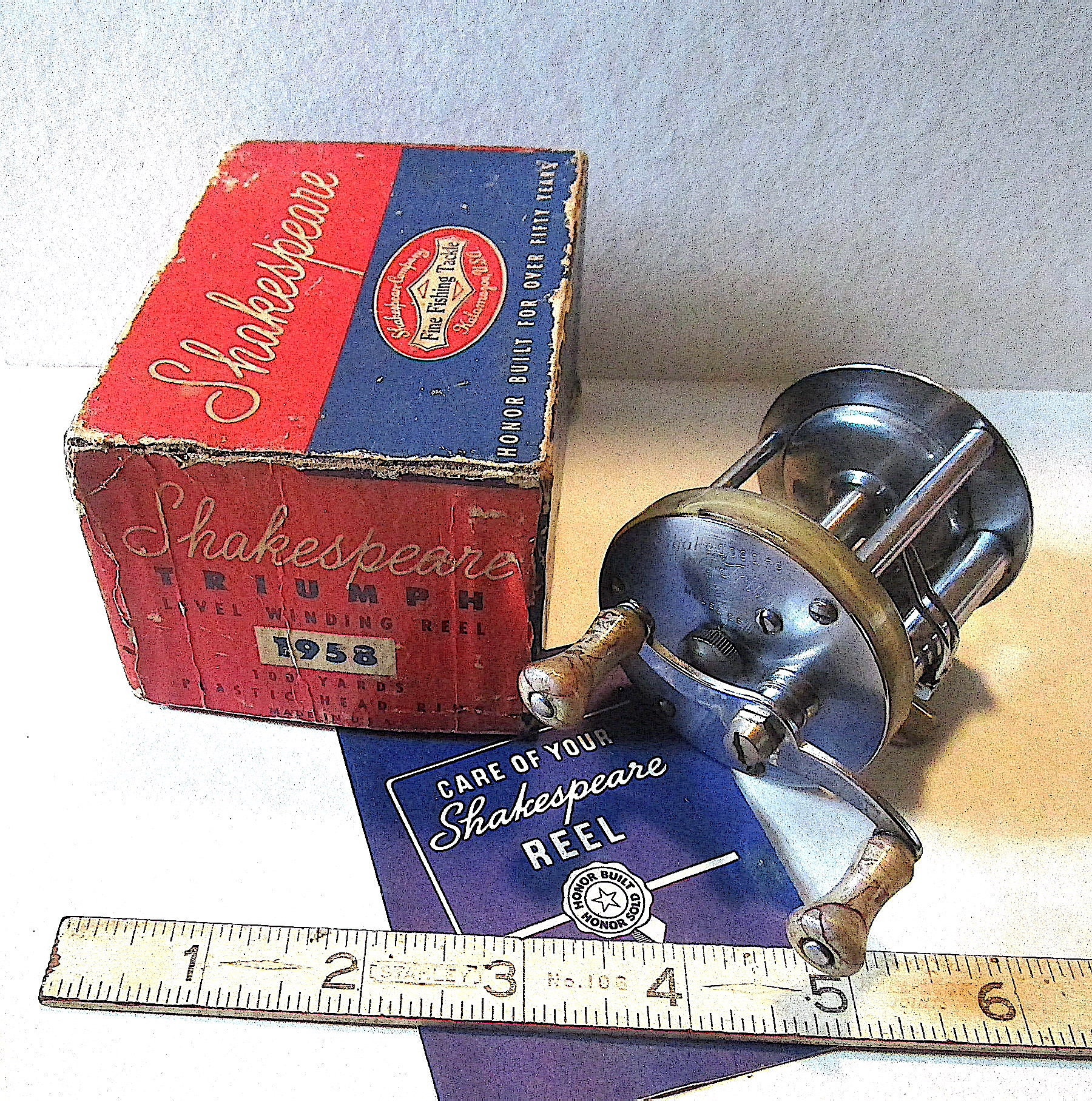 BG28 Nice Old Shakespeare Triumph 1958 Model GE 1946 Jeweled Fish Tackle  Reel Great Shape in BOX W/papers Showpiece 