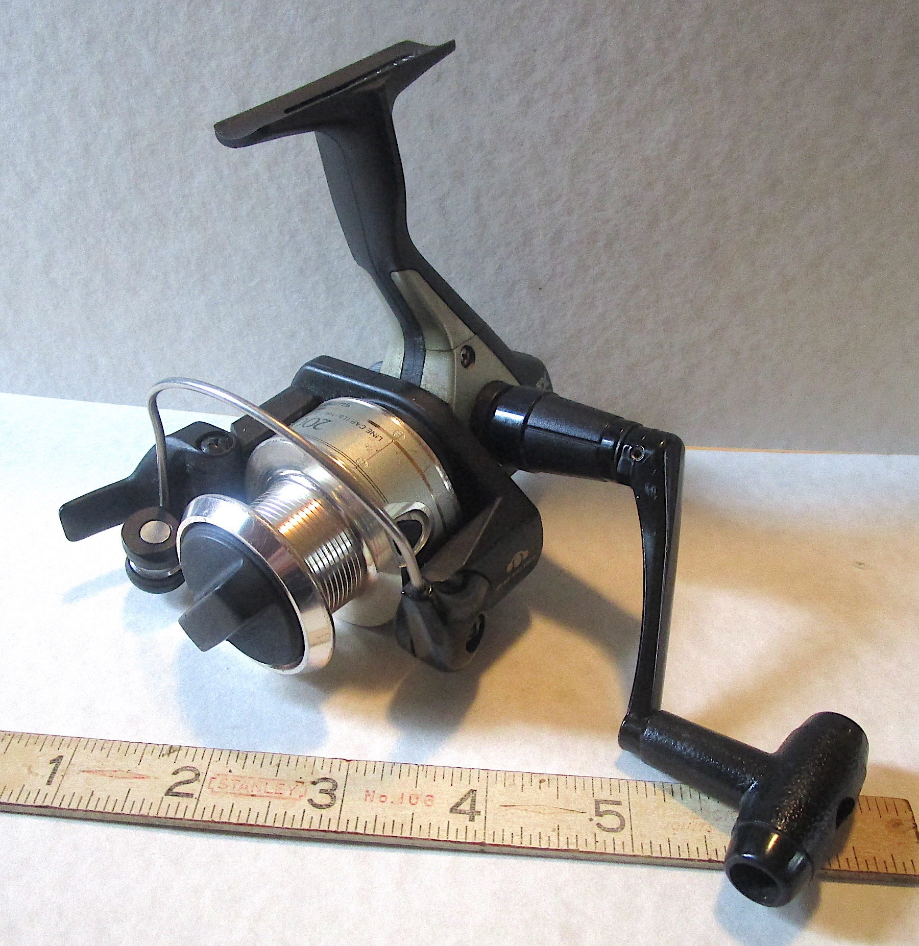 Vintage Shimano FX-II Closed Face Fishing Reel -  Canada