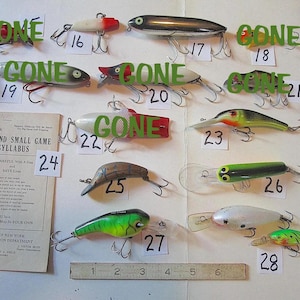 classic fishing lures for sale FEATHER RIVER BASS-KA-TEER Vintage Lure RED HEAD while the weighted body ensures long Old Vintage Fishing Lures -