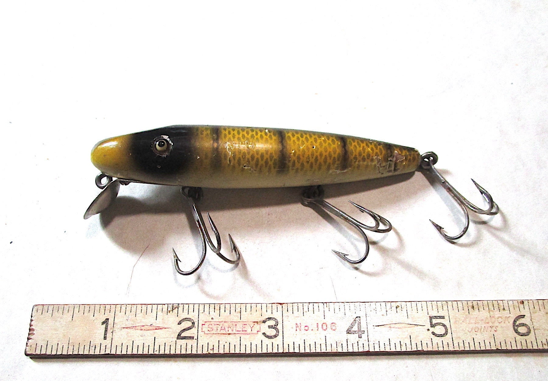 LP81 Vintage Glass Eye Shur-strike creek Chub Pike Type Old Wooden Fishing  Lure. Unique Color -  Canada