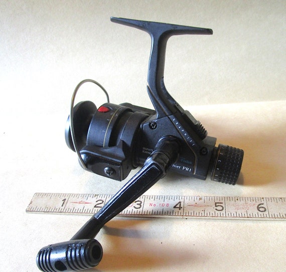 F130 Ryobi Fintek PR1 : Quality Light Spinning Fishing Reel