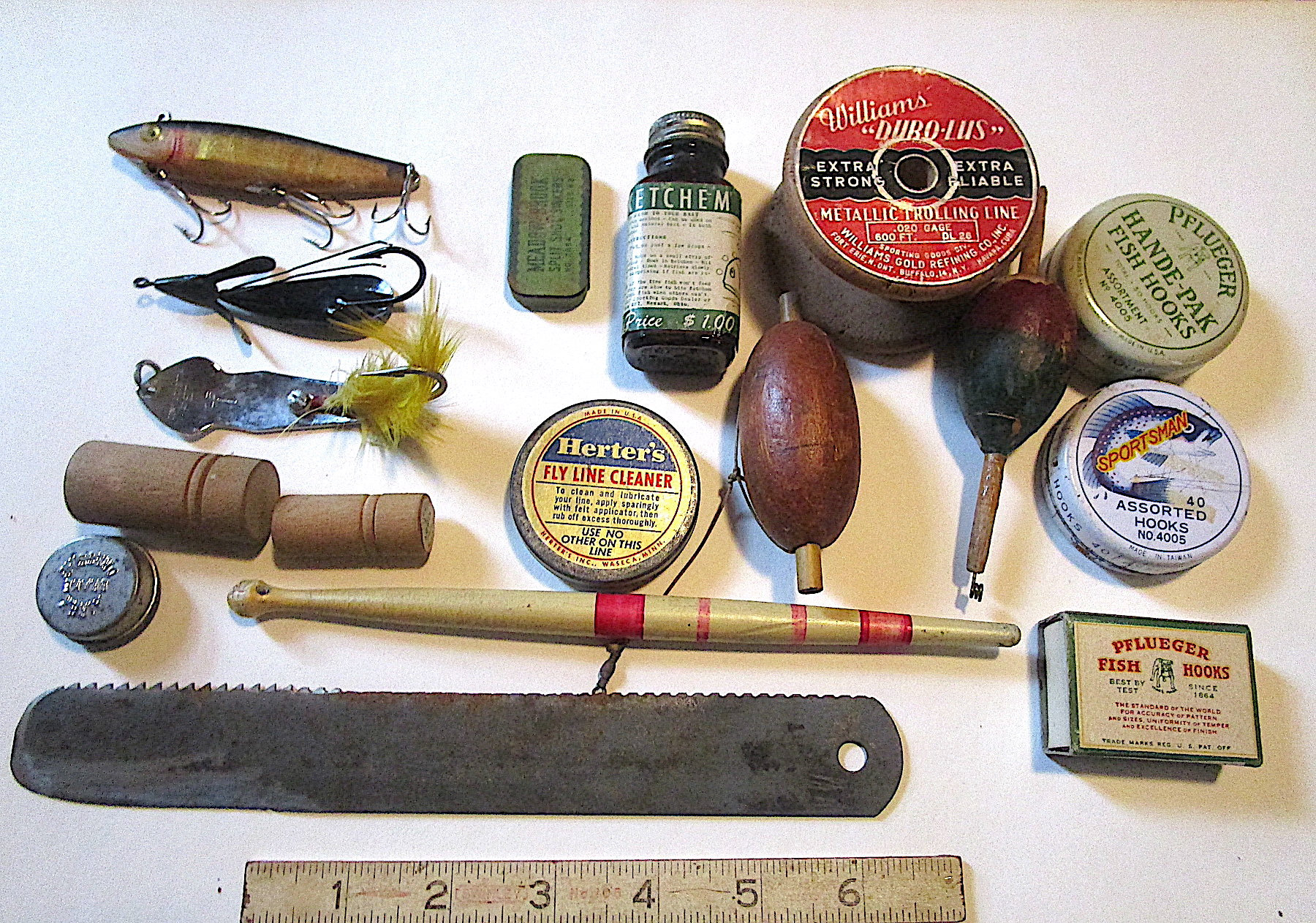 AA140 Old Vintage Fishing Items: Reel, Line Spool, Lures, Tools, Handmade  Knife, Tins, Fish Scent Lots More -  Canada