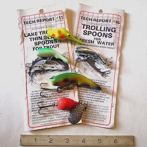 TU40 TWO Vintage Garcia Old Fishing Lures Eelet & Hi-lo Both Very Unique  and Unusual Great Shape Nice for Your Misc Collection Heddon 