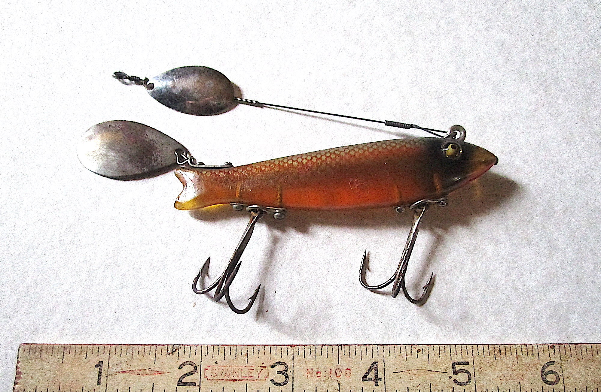 Vintage Fishing Tackle Box and Lures (*includes a few Heddon Dowagiac –  Sell My Stuff Canada - Canada's Content and Estate Sale Specialists