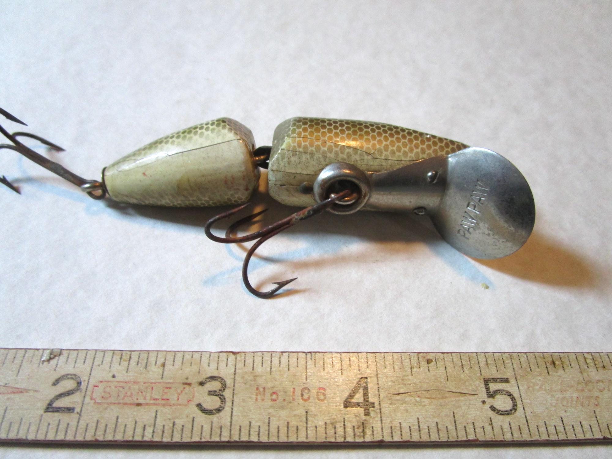 AW364 Vintage Paw Paw #9300J Old Fishing Tackle Box Lure. A WOODEN