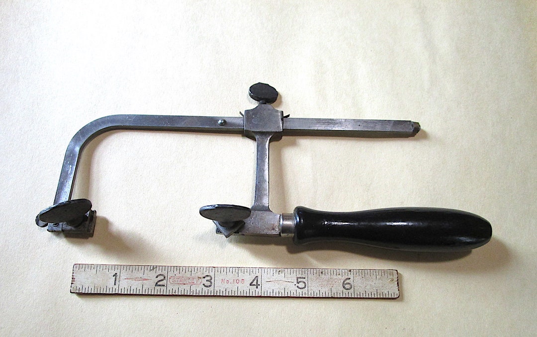 AE02 Vintage Coping Saw Frame Fret Saw Hacksaw Fine Condition Marked NIXON  Tool Collectors -  Finland