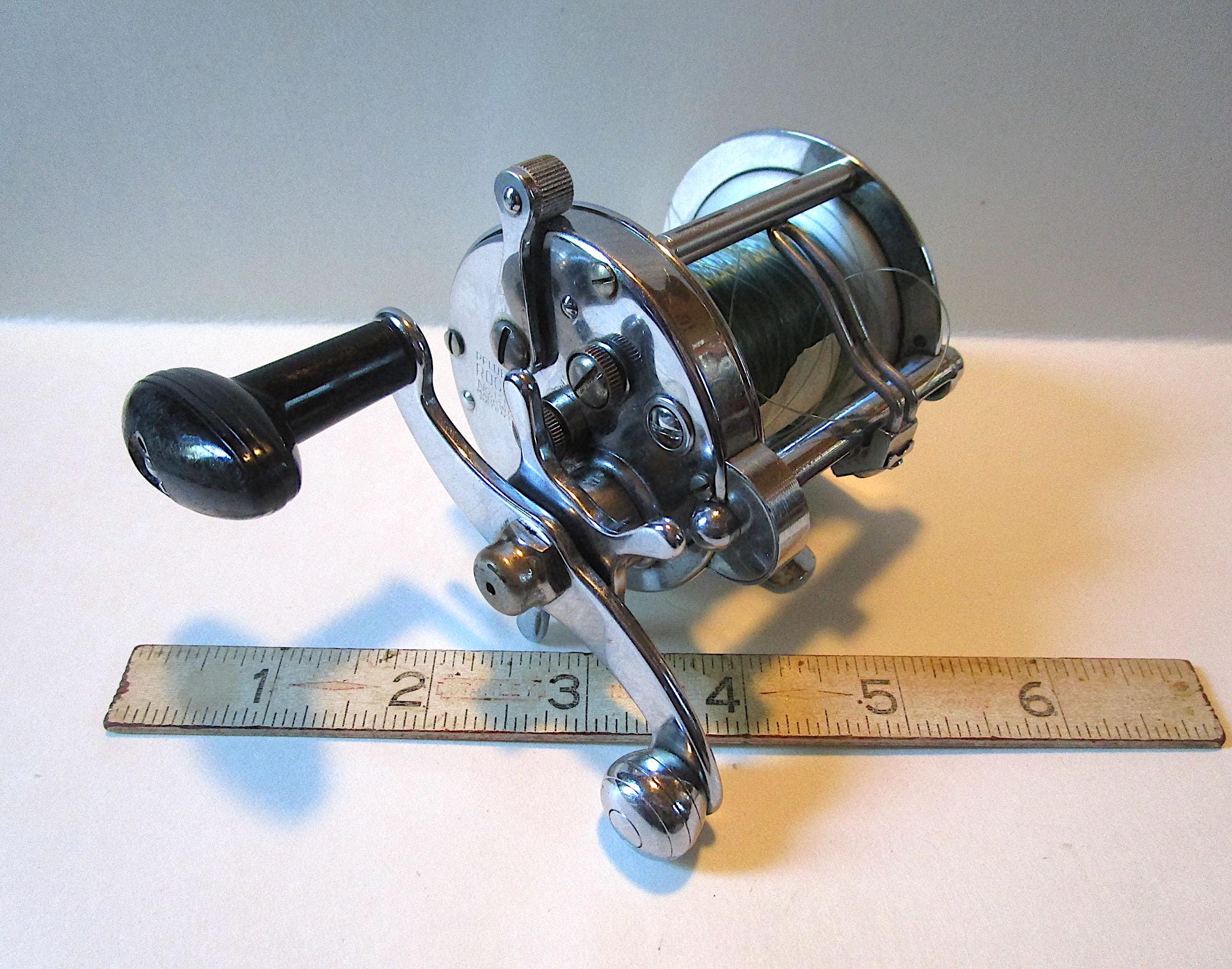 LP257 Vintage Pflueger Rocket 1375 old Fish reel- EX+ shape! Collectors and/or fishermen! Classic fishing reel! Spit shiny!Take a look... LP257 Vintage Pflueger Rocket 1375 old Fish reel- EX+ shape! Collectors and/or fishermen! Classic fishing reel! Spit shiny!Take a look...
