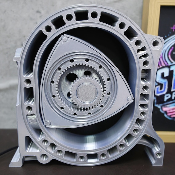 WANKEL ENGINE / 3Dモデル、USBで機能.. Wankel Engine 3D Model USB Powered Moving 3D Printed Engine Office