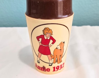 Vintage Little Orphan Annie Ovaltine Shake Up Mug 1980s