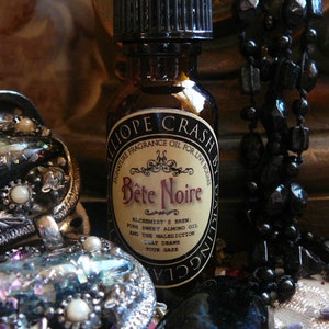 Bête Noire handcrafted fragrance oil