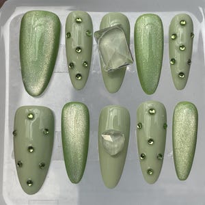 Green Nail,Nail Art,Nail Design,Nail Polish,Diamond Nail,Nail Cat Eye,Mom Gift,Gifts For Her
