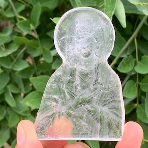 3.1&#39;&#39;+ Natural Clear quartz,quartz crystal,hand carved,crystal Virgin Mary,Virgin Mary skull,Home Decoration Crystal Gifts 1pc