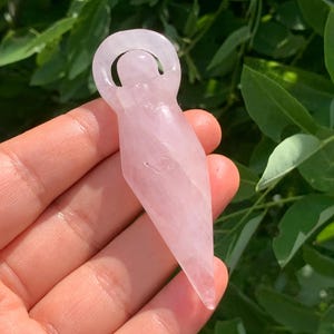 2.8''+ Natural pink rose quartz   ,quartz crystal,hand carved,Crystal Dancing Girl Pendant skull,Home Decoration Crystal Gifts 1pc
