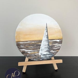 Dipinto di barca a vela testurizzata - Paesaggio marino rotondo in acrilico su tela, arte con spatola, decorazione murale costiera moderna, regalo fatto a mano