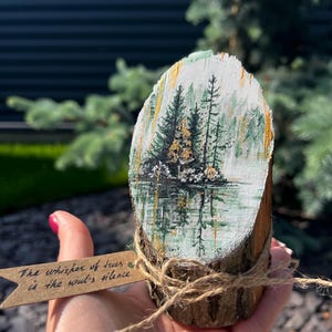 Mini Painting on Wood Slice | Hand-Painted Forest Animal | Natural Wooden Decor | Eco-Friendly Gift | Tree Stump Art, Perfect as a meaningft