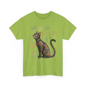 Camiseta con arte de gato de Basquiat / Diseño felino neoexpresionista / Camiseta con gatito abstracto / Camiseta con arte felino Kiwi