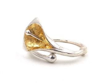 Medium Calla-Lily ring