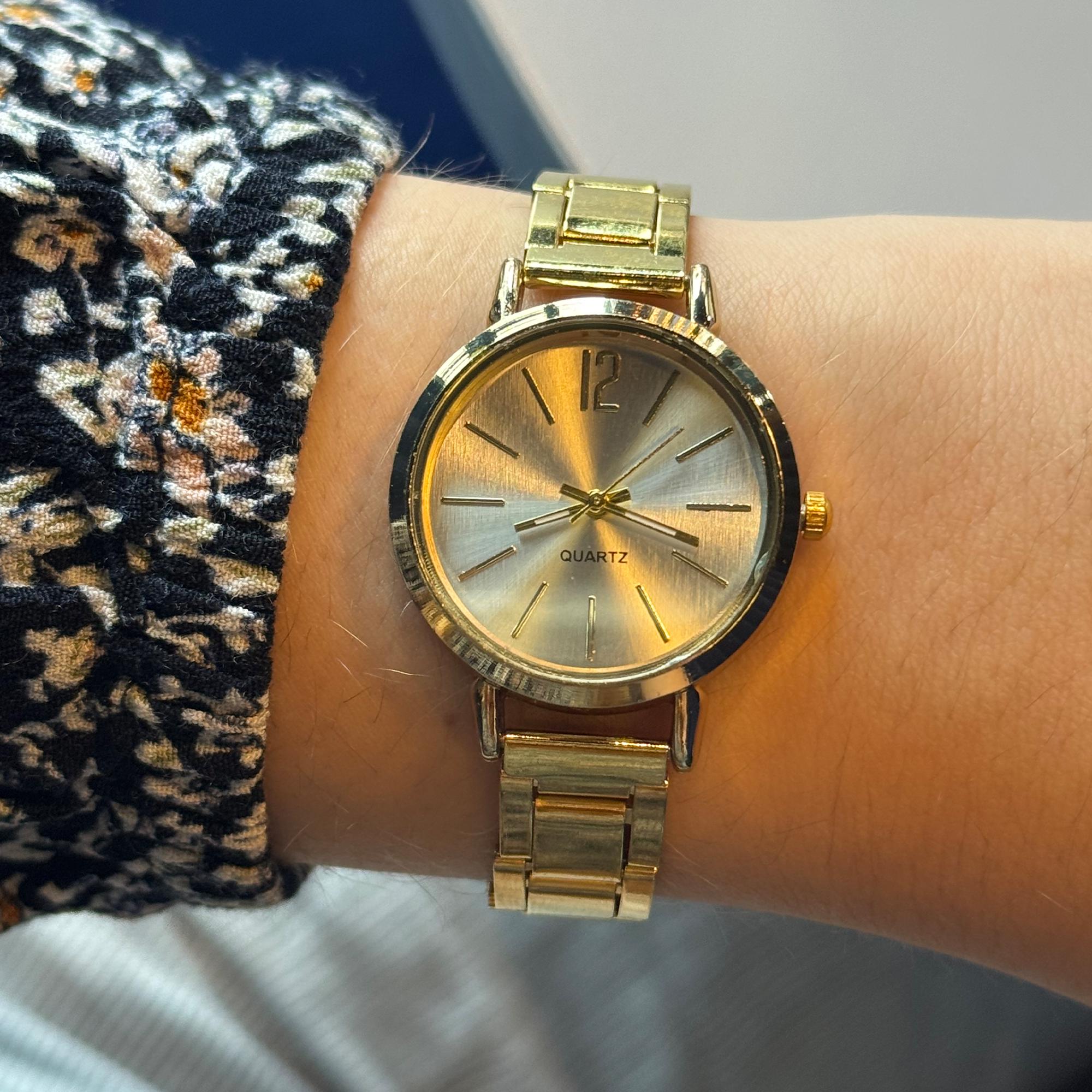 Vintage Rectangle Gold Watch Minimalist Quartz Steel Strap Casual Fashion forsale Available✔️(Vintage) “Vintage Men main image 3