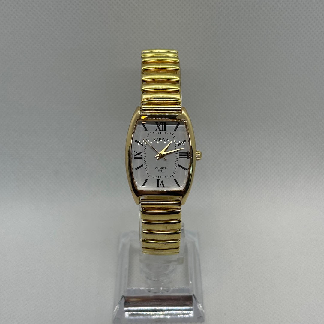 Vintage Gold Women display picture 2