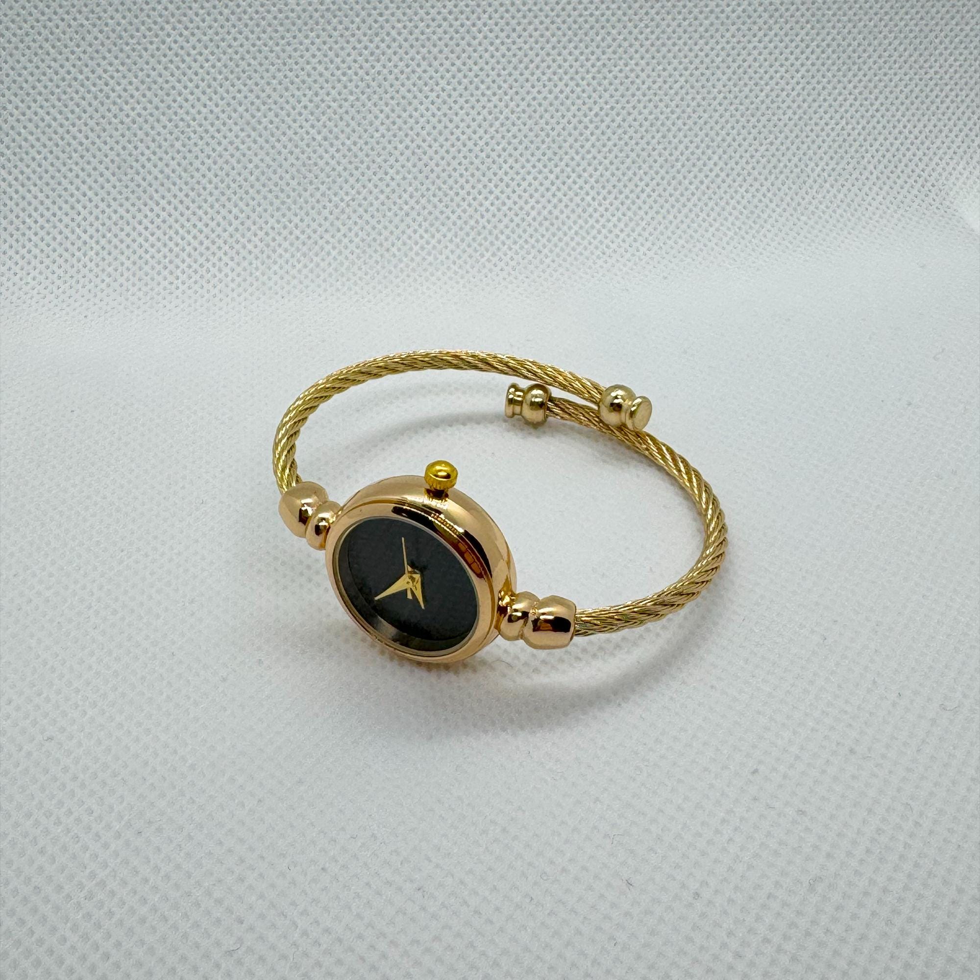 Gold Bangle Watch for Women – Minimalist Black Dial – Chic 