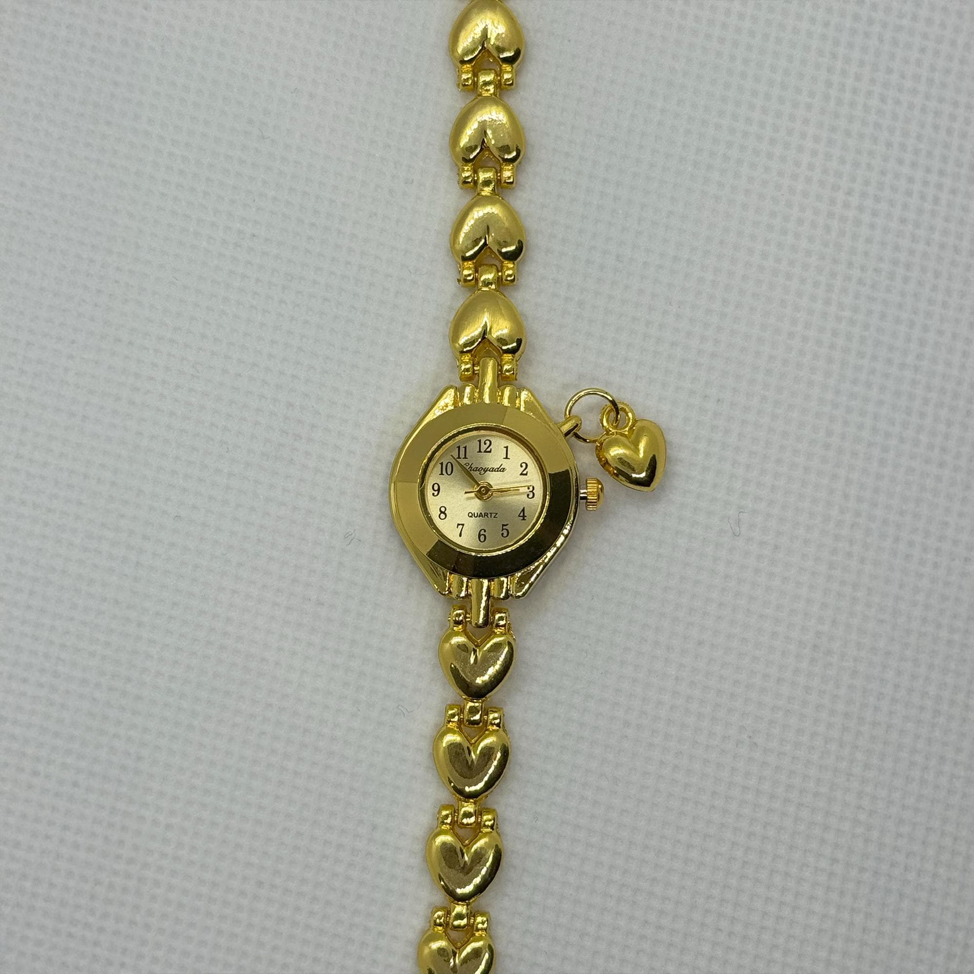 Womens All Gold Analog Quartz Stainless Steel Heart Pandant Bracelet Wrist Watch Gold Heart Bracelet Watch for Women, Romantic Vintage  main image 3