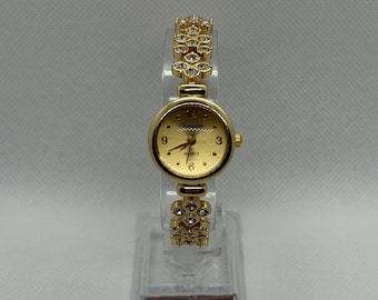 Vintage gold bracelet watch for women, minimalist gold dial, floral crystal strap, elegant retro jewelry