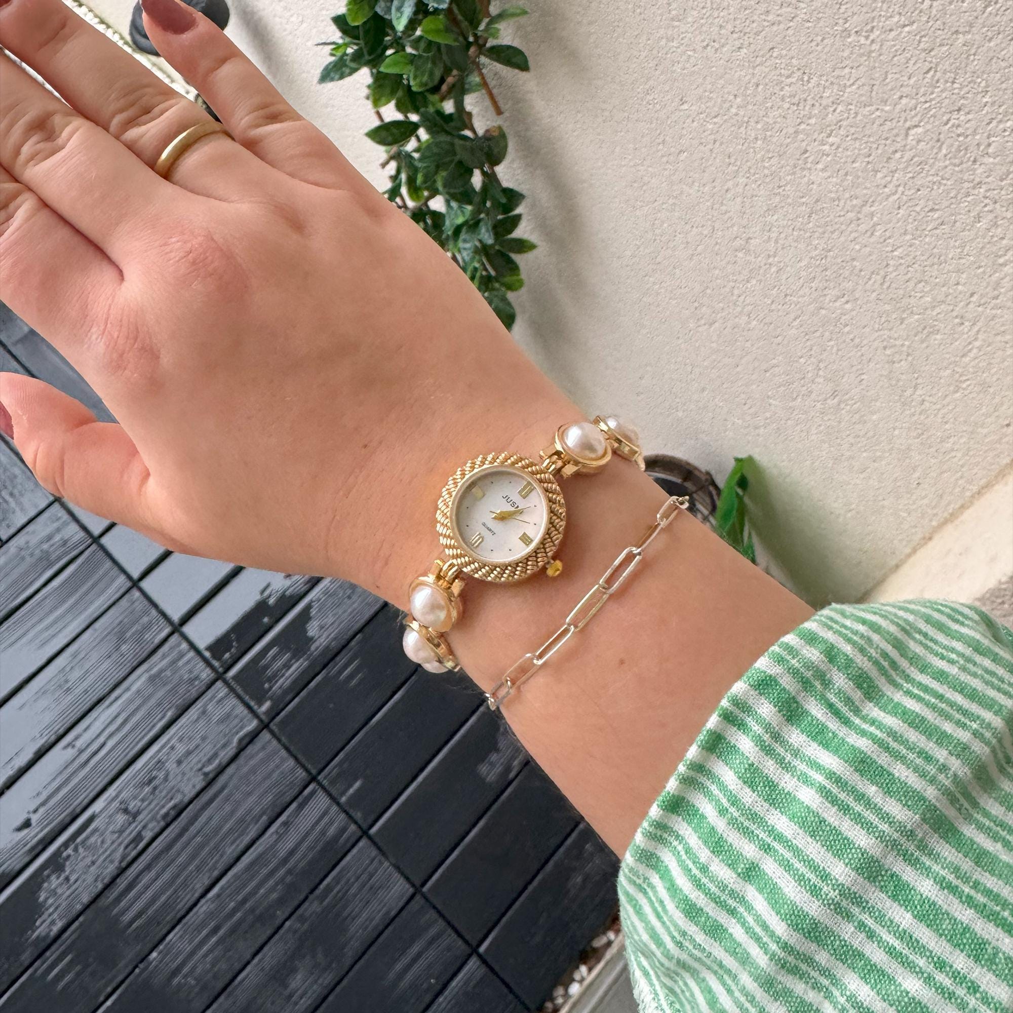 Women\'s Gold Analog Quartz Adjustable Slider Clasp Pearl Bracelet Wrist Watch Sunlifex Pearl Bracelet Watch - Elegant Minimalist Design main image 2