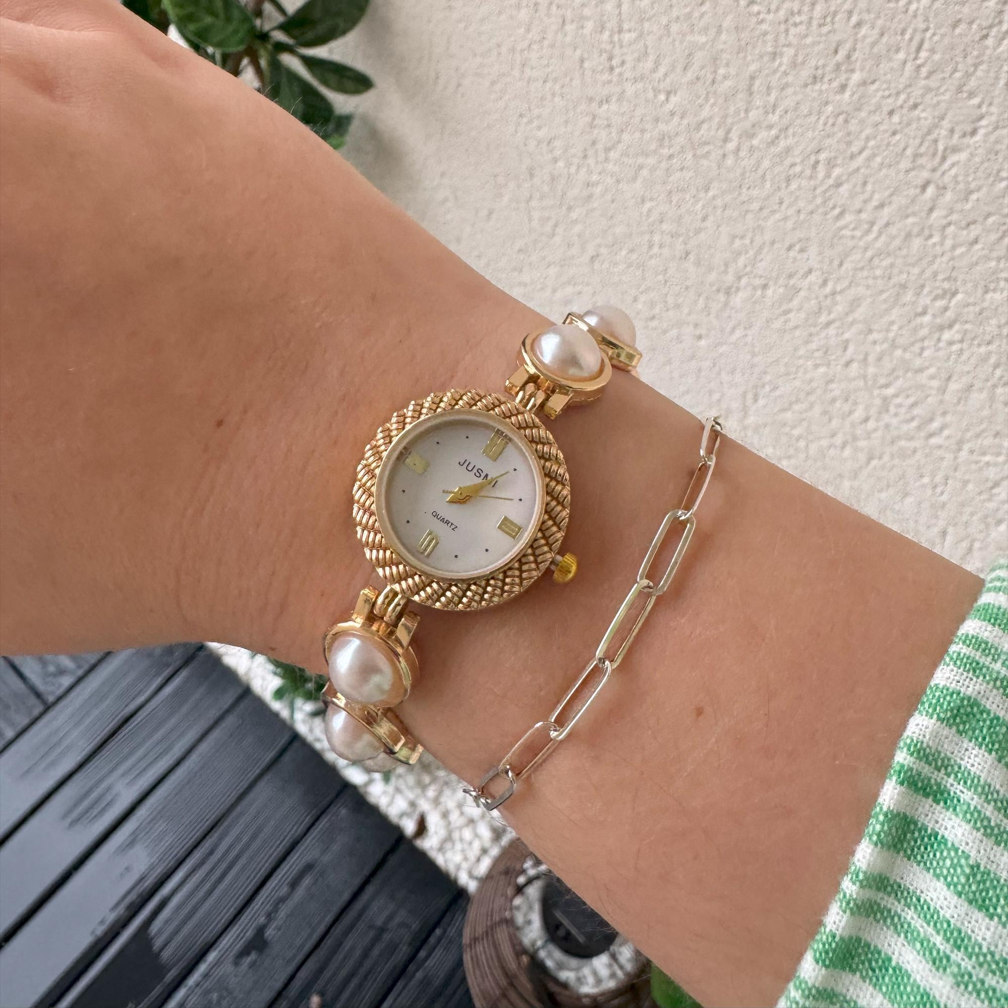 Women\'s Gold Analog Quartz Adjustable Slider Clasp Pearl Bracelet Wrist Watch Sunlifex Pearl Bracelet Watch - Elegant Minimalist Design main image 4