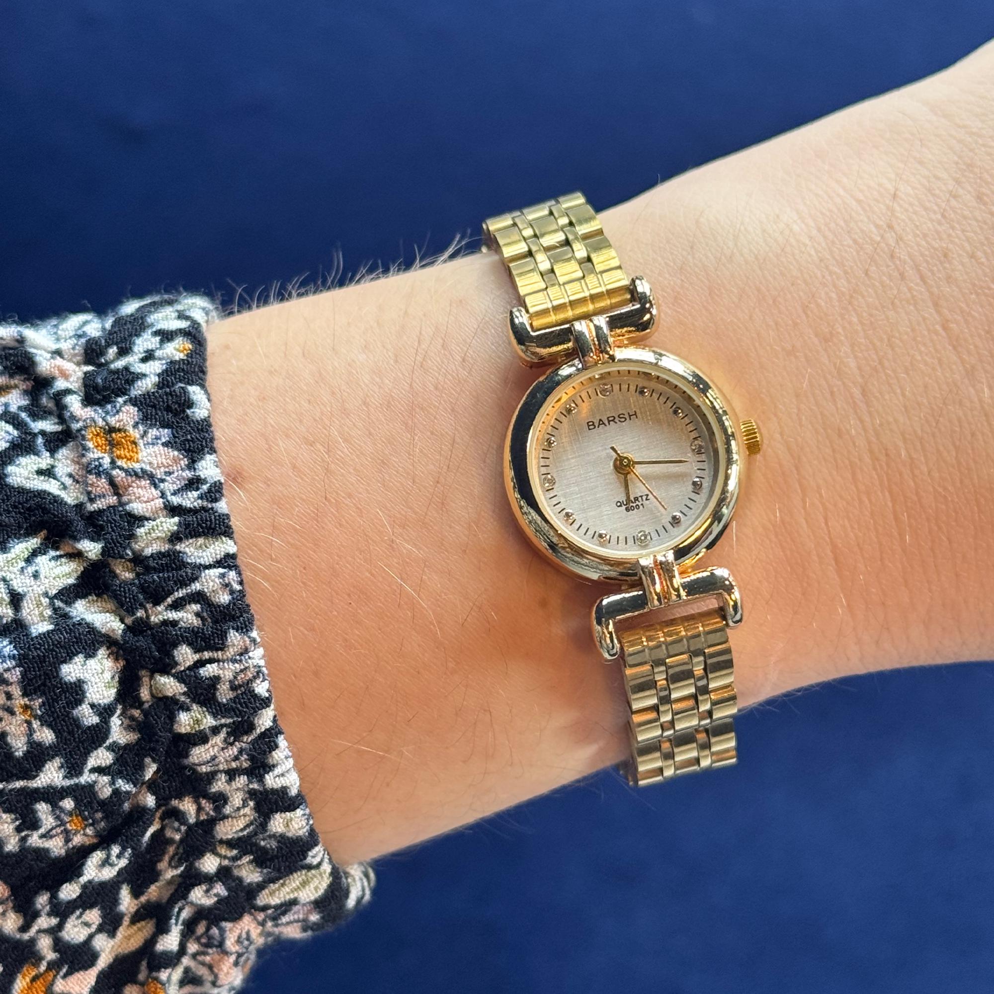 Vintage Gold Women display picture 1