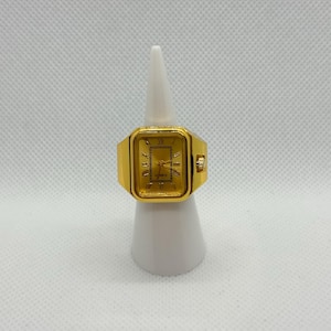 Anello vintage con orologio in oro da donna, anello rettangolare con orologio al quarzo, elegante accessorio retrò regolabile, idea regalo originale
