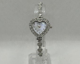 Silver Heart Bracelet Watch for Women, Romantic Rhinestone Watch, Elegant Quartz, Vintage Chic Gift, Adjustable