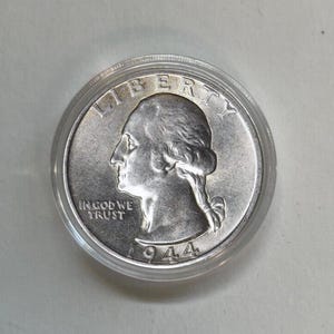1944D Washington Quarter Dollar- Commemorative Coin