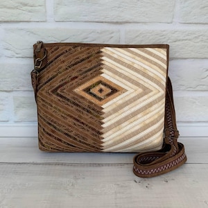 Sac à bandoulière patchwork fait main – Petit sac à bandoulière matelassé – Sac en coton unique – Cadeau pour elle – Pièce unique