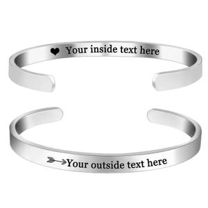 Benutzerdefinierte Armband graviert, Armreif für Frauen, Namen Armband, Koordinaten, Muttertag, Geschenk Brautjungfer, personalisiertes Geschenk, Geschenk für Minimalist