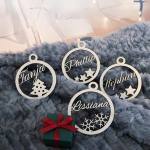 Weihnachtsbaumanhänger aus Holz – Einzigartige Deko & Geschenkidee