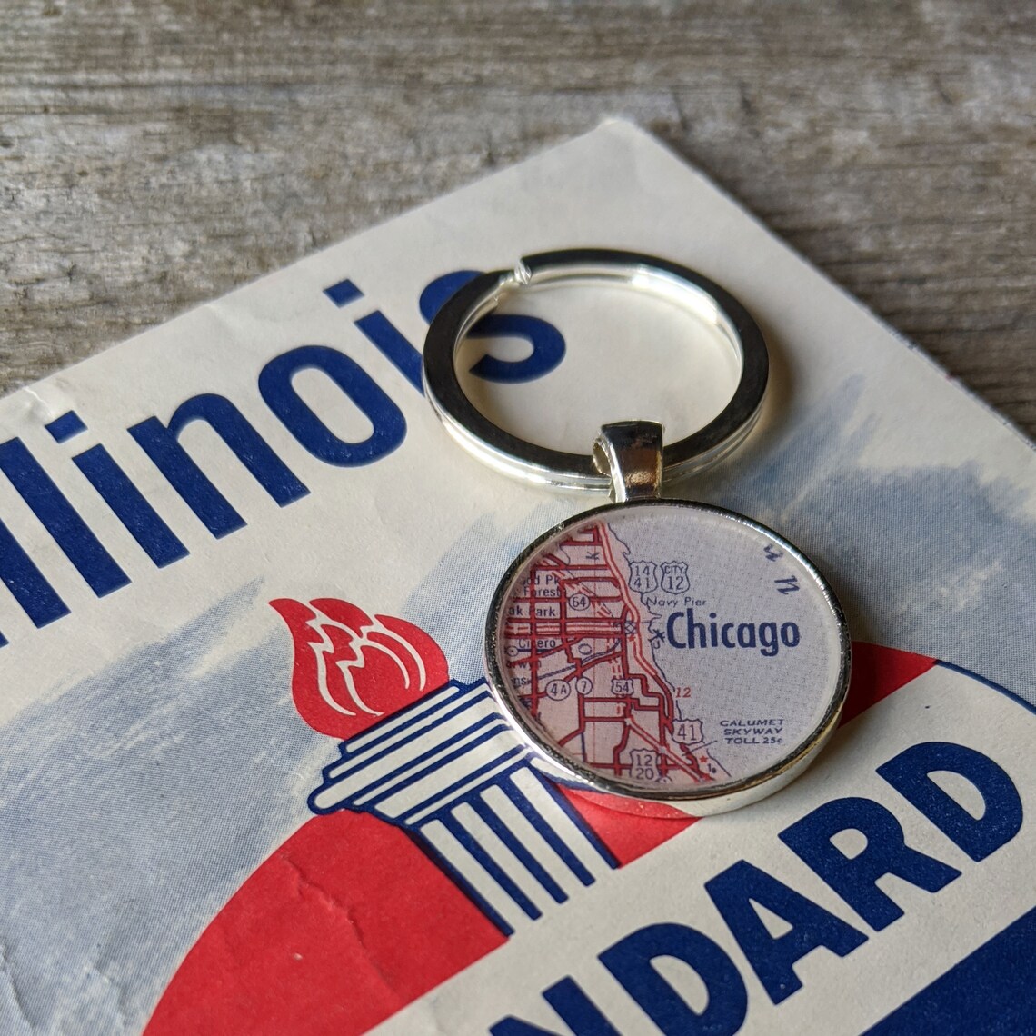 Chicago Keychain Chicago Illinois Vintage Map Keychain Etsy