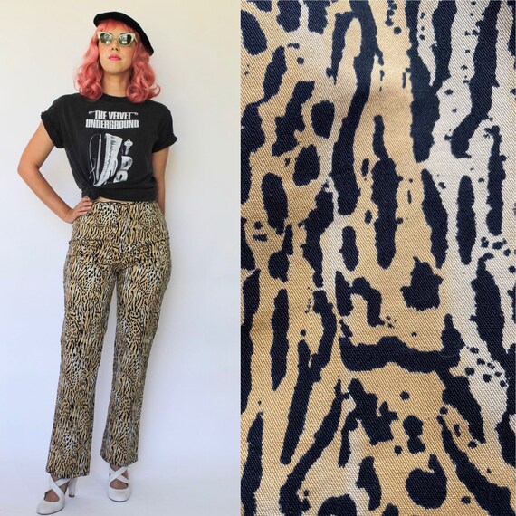 1980s High Waisted Cropped Leapord Print Trousers