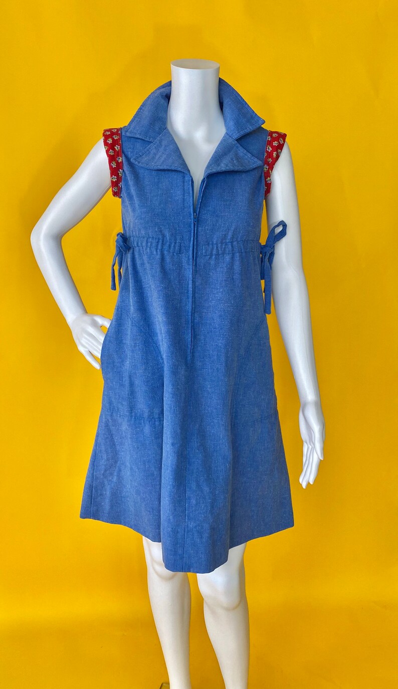 60\u2019s 70\u2019s vintage chambray denim dress blue jean baby dagger collar empire waist babydoll style mini dress with pockets summer style XS S