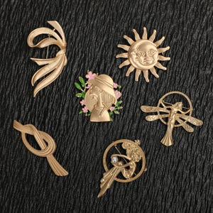 Gold vintage brooch, sun brooch, moon brooch, men&#39;s brooch, coat brooch, clothing accessories, gifts for him/her, wedding brooch