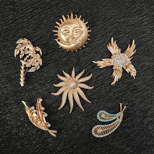 Gold vintage brooch, sun brooch, moon brooch, men&#39;s brooch, coat brooch, clothing accessories, gifts for him/her, wedding brooch