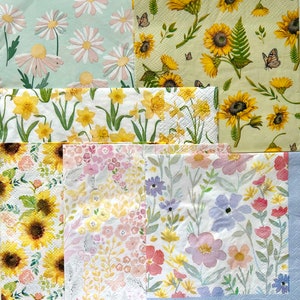 Daisies and daffodils, 6 floral napkins, flower napkins, pretty napkins, serviettes for mixed media art, decoupage napkins, collage paper