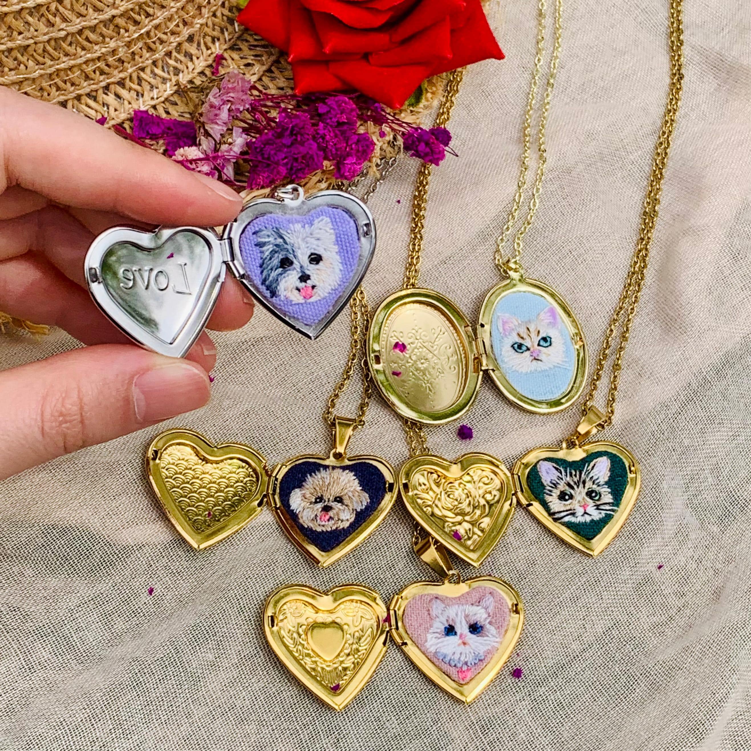 Custom embroidery portrait pet necklace,Custom jewelry for mom pet,Necklace EMBROIDERY Custom Dog Jewelry,Gift For owner pet medallion