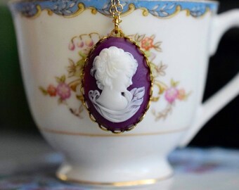 Vintage Violet Cameo Necklace on Gold Chain, Purple Cameo Pendant, Victorian Cameo Jewelry