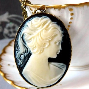 Lady Cameo Necklace Vintage Style Ivory & Black Cameo Pendant Necklace Antique Gold Hypoallergenic Chain Victorian Jewelry Birthday Gift Her