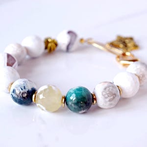 Bold Green & White Agate Bracelet Bohemian Chunky Beaded Stone Bracelet Leaf Moon Charm Bracelet White Gold Bracelet Handmade Gift for Her