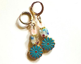 Garden Daisy Flower Gold Dangle Earrings - Botanical Charm Drops