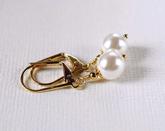 Gold Pearl Earrings: Bridesmaids Earrings Bridal Drops Wedding Jewelry