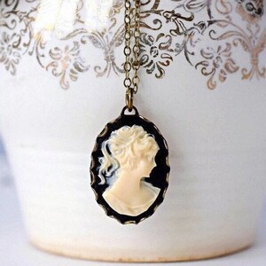 Choker Cameo Necklace,  Romantic Victorian Lady Cameo Pendant, Antique Gold Laying, Black Cameo Jewelry Birthday Gift for Her