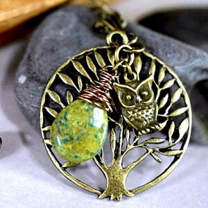 Family Tree Necklace, Bohemian Rustic Green Stone & Owl Charms, Antique Gold Charm Necklace, Tree Jewelry Birthday Gift for Her Mother Mom’s