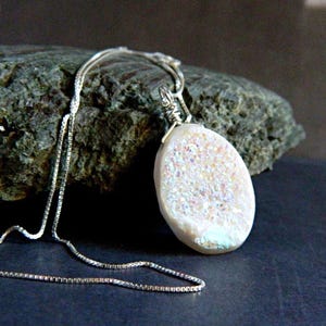 Raw Crystal Druzy Necklace Sterling Silver White Geode Stone Pendant Oval Gemstone Chain Necklace Birthday Gift Mother’s Day Gift